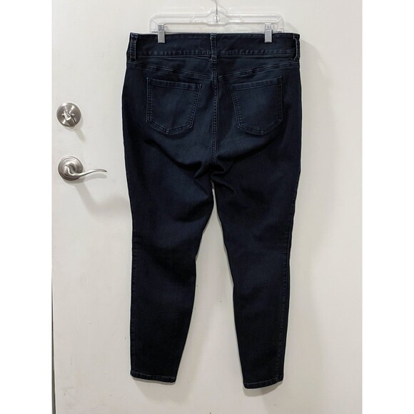 Torrid Womens Jegging Jeans SZ 16R Dark Wash Blue Denim 3 Buttons Jeans - Picture 5 of 12